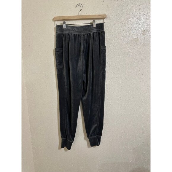 Offline by Aerie Cropped Hoodie and Jogger Velvet Set Size S - Picture 9 of 14